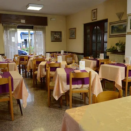 Turismo Hotel 2*