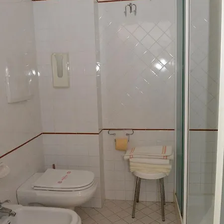 Hotel Turismo 2*